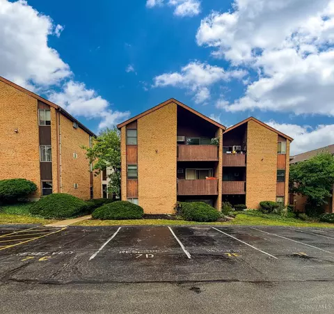 679 Windings Ln, Cincinnati, OH 45220 36 Photos Movoto