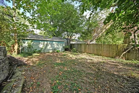Exterior - 6770 River Rd, Cincinnati, OH 45233 photo 3 of 6