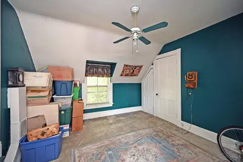 Bedroom - 6770 River Rd, Cincinnati, OH 45233 photo 4 of 4