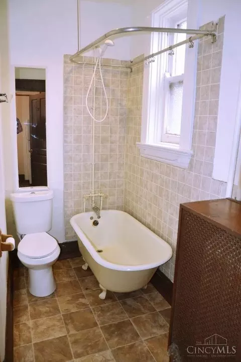 305 Warner St, Cincinnati, OH 45219 photo 18