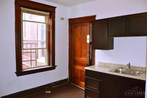 305 Warner St, Cincinnati, OH 45219 photo 13