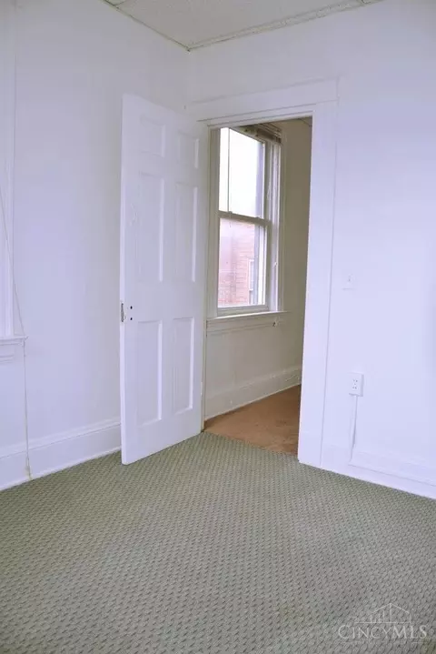 305 Warner St, Cincinnati, OH 45219 photo 26