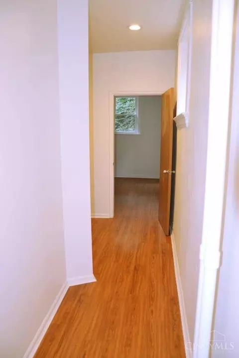 305 Warner St, Cincinnati, OH 45219 photo 7