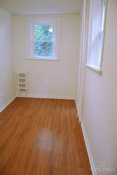 305 Warner St, Cincinnati, OH 45219 photo 8