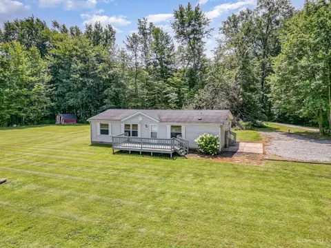 13602 Robbins Rd, Sardinia, OH 45171
