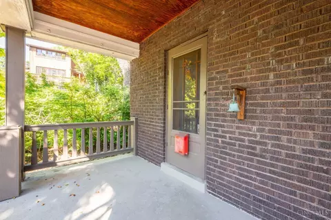Exterior - 3476 Morrison Pl, Cincinnati, OH 45220 photo 7 of 11
