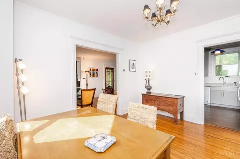 Dining - 3476 Morrison Pl, Cincinnati, OH 45220 photo 4 of 4