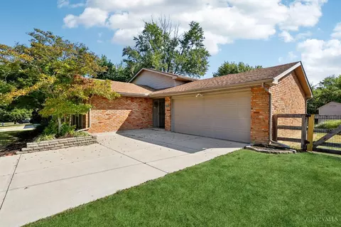 5868 Highwood Dr, Fairfield, OH 45014