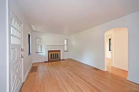 Living - 6114 Glade Ave, Cincinnati, OH 45230 photo 1 of 5