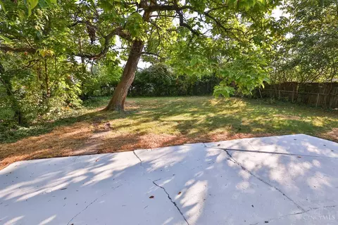 Exterior - 8734 Grenada Dr, Cincinnati, OH 45231 photo 4 of 6