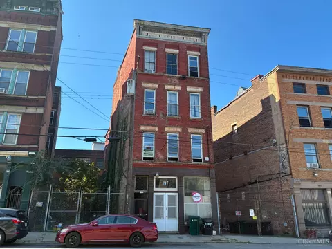 1107 Harrison Ave, Cincinnati, OH 45214