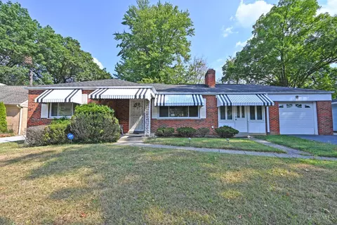 7700 Gwenwyn Dr, Cincinnati, OH 45236