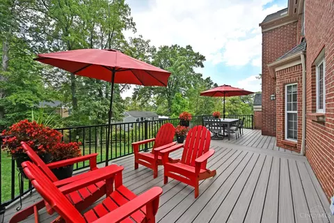 Exterior - 4008 Miami Rd, Mariemont, OH 45227 photo 10 of 17