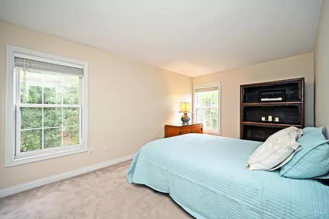 Bedroom - 4008 Miami Rd, Mariemont, OH 45227 photo 4 of 11