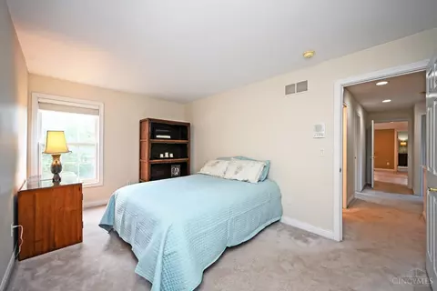 Bedroom - 4008 Miami Rd, Mariemont, OH 45227 photo 5 of 11