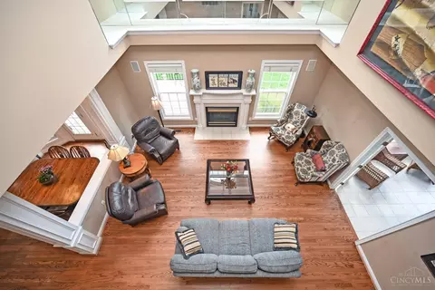 Living - 4008 Miami Rd, Mariemont, OH 45227 photo 7 of 9