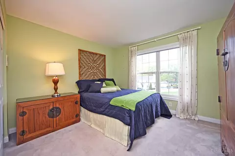 Bedroom - 4008 Miami Rd, Mariemont, OH 45227 photo 7 of 11