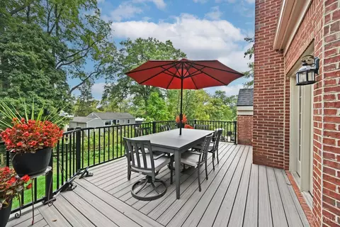 Exterior - 4008 Miami Rd, Mariemont, OH 45227 photo 7 of 17