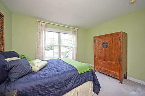 Bedroom - 4008 Miami Rd, Mariemont, OH 45227 photo 9 of 11
