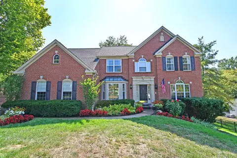 Exterior - 4008 Miami Rd, Mariemont, OH 45227 photo 4 of 17