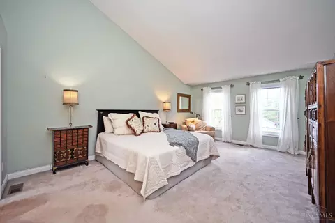 Bedroom - 4008 Miami Rd, Mariemont, OH 45227 photo 1 of 11
