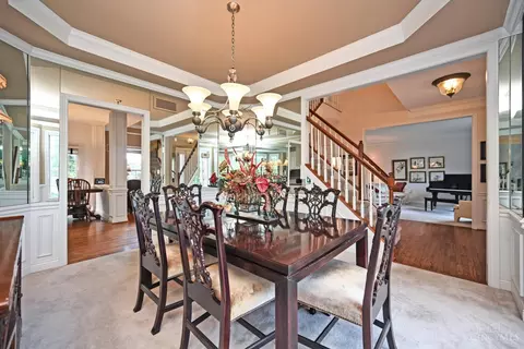 Dining - 4008 Miami Rd, Mariemont, OH 45227 photo 3 of 3