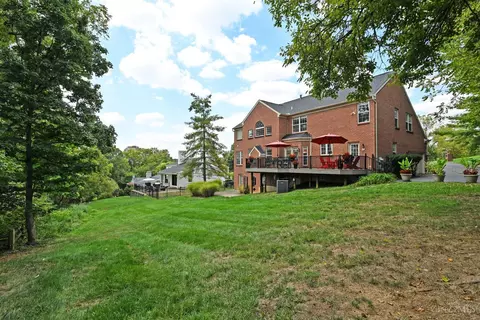 Exterior - 4008 Miami Rd, Mariemont, OH 45227 photo 16 of 17