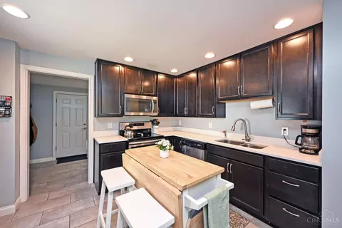 Kitchen - 3876 Snook Rd, Morrow, OH 45152 photo 1 of 4
