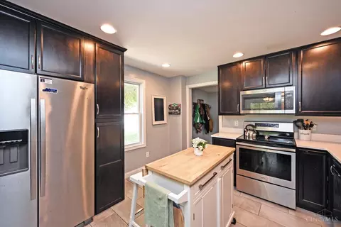 Kitchen - 3876 Snook Rd, Morrow, OH 45152 photo 2 of 4