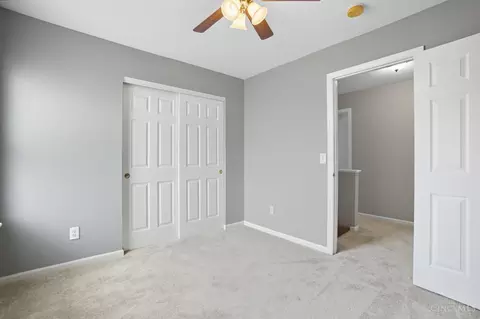 Bedroom - 9648 Fallshill Cir, Cincinnati, OH 45231 photo 10 of 10