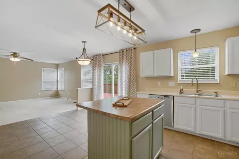Other - 9648 Fallshill Cir, Cincinnati, OH 45231 photo 2 of 8