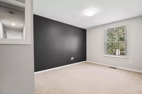 12059 Hazelhurst Dr, Cincinnati, OH 45240 photo 18