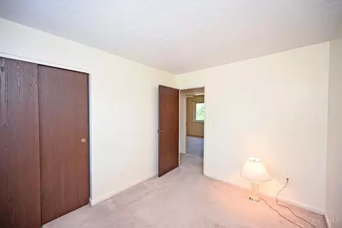 Bedroom - 2439 Hazelcrest Ln, Cincinnati, OH 45231 photo 4 of 8