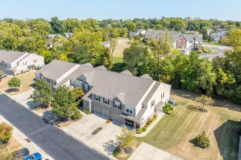 840 Heritage Green Dr, Monroe, OH 45050