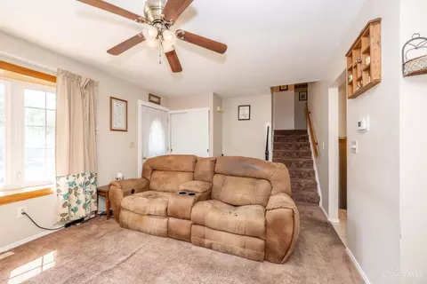 10773 Shadowridge Ln, Cincinnati, OH 45240 photo 4