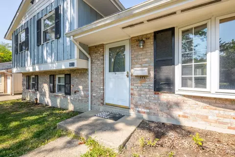 10773 Shadowridge Ln, Cincinnati, OH 45240 photo 2