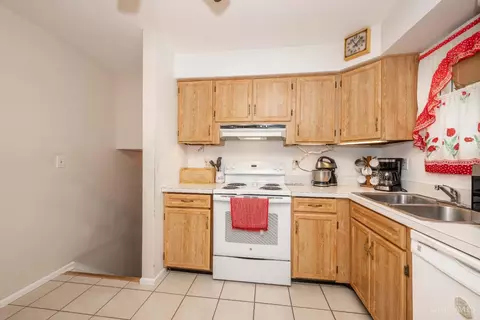 10773 Shadowridge Ln, Cincinnati, OH 45240 photo 9