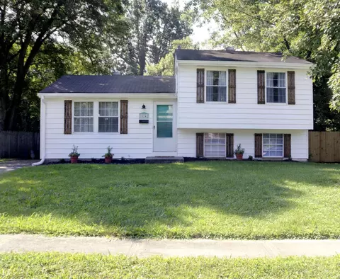 10242 Chippenham Ct, Cincinnati, OH 45231