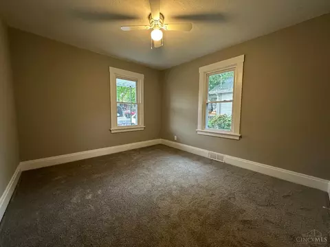 Bedroom - 4798 Prosperity Pl, Cincinnati, OH 45238 photo 4 of 8