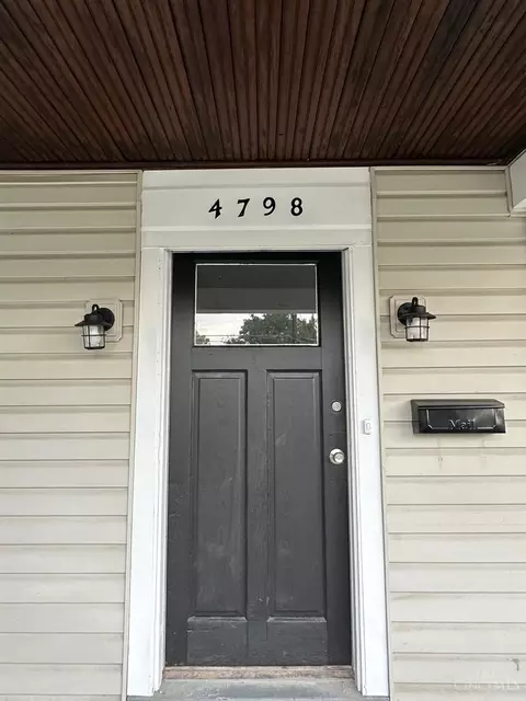 Exterior - 4798 Prosperity Pl, Cincinnati, OH 45238 photo 6 of 13