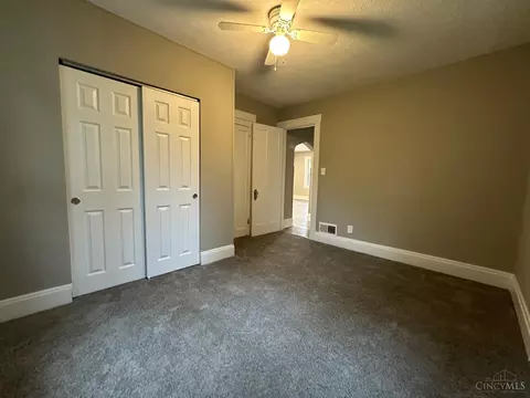 Bedroom - 4798 Prosperity Pl, Cincinnati, OH 45238 photo 2 of 8