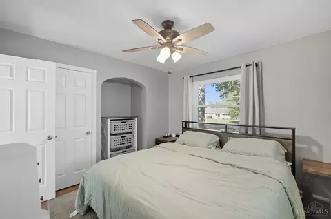 Bedroom - 729 Fleming Rd, Cincinnati, OH 45231 photo 2 of 3