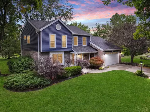 9731 Montclaire Dr, Mason, OH 45040