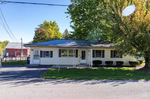 12228 New Lexington Ave, Highland, OH 45132