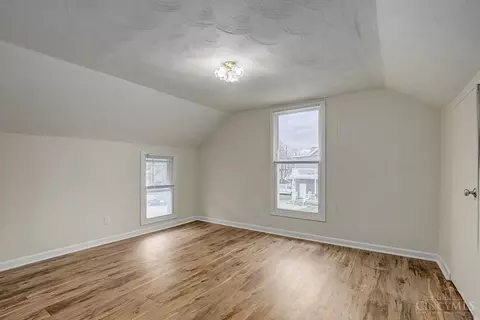 Bedroom - 219 Seventieth St, Cincinnati, OH 45216 photo 2 of 4