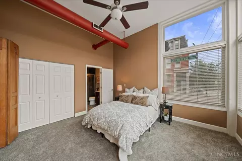 Bedroom - 2152 Gilbert Ave, Cincinnati, OH 45206 photo 4 of 4