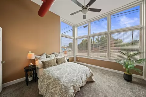 Bedroom - 2152 Gilbert Ave, Cincinnati, OH 45206 photo 3 of 4