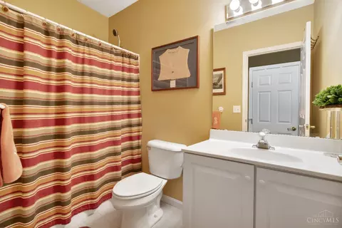 7710 Crystal Cove Pointe, Hamilton Township, OH 45039 photo 18