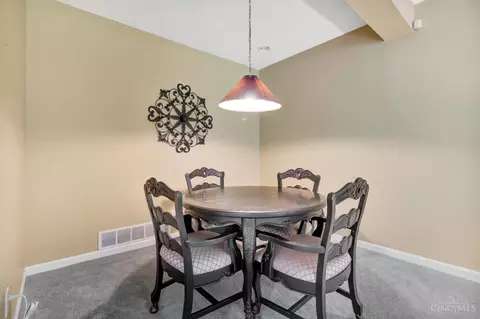 7710 Crystal Cove Pointe, Hamilton Township, OH 45039 photo 17