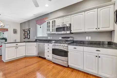 7710 Crystal Cove Pointe, Hamilton Township, OH 45039 photo 2